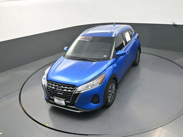 Used 2023 Blue Nissan SV image 13