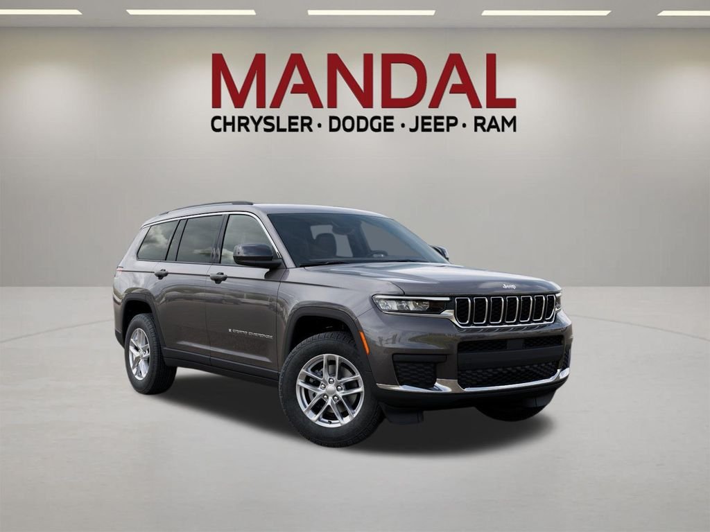 New 2026 Baltic Gray Metallic Clear-Coat Exterior Paint Jeep Laredo X image 5