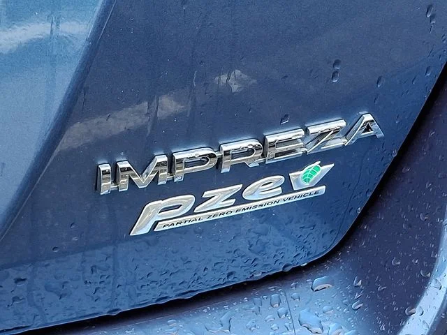 Used 2016 Blue Subaru 2.0i image 13