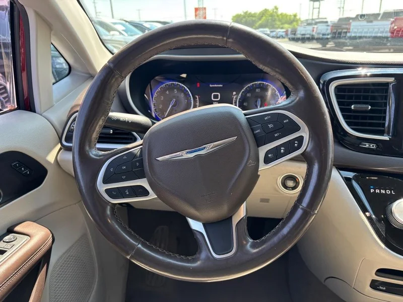 Used 2020 Velvet Red Pearlcoat Chrysler Touring L Plus image 16