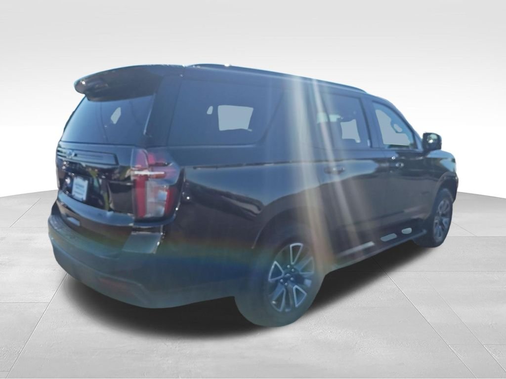 Used 2024 Black Chevrolet Z71 image 5
