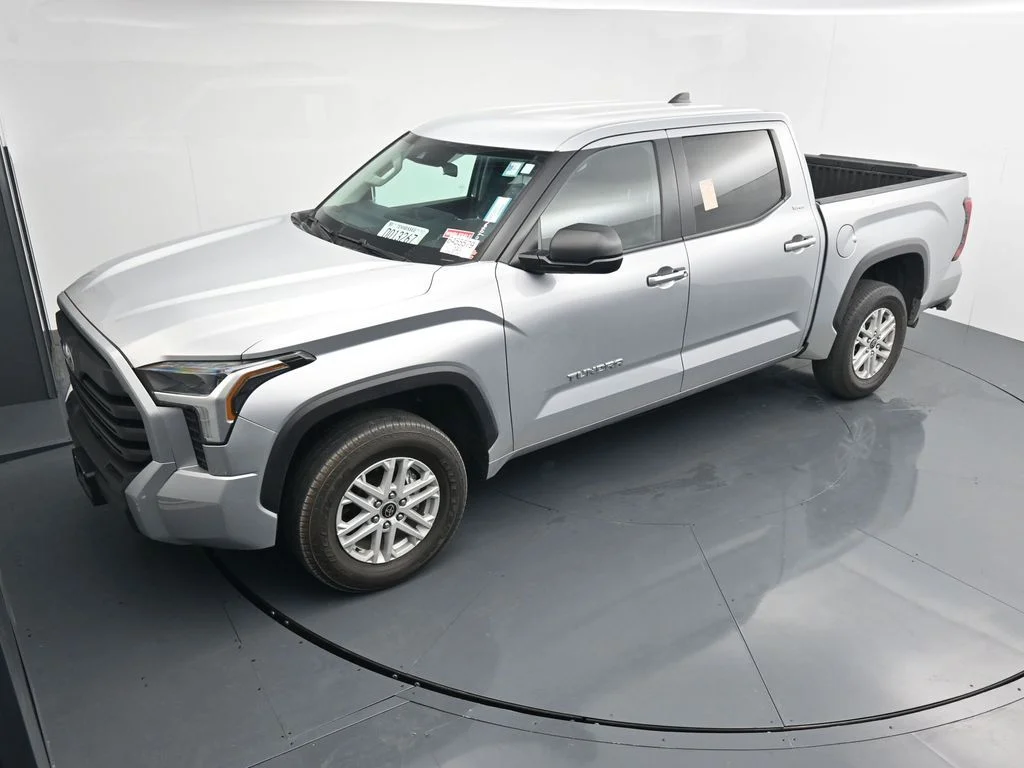 Used 2024 Silver Toyota SR5 image 12