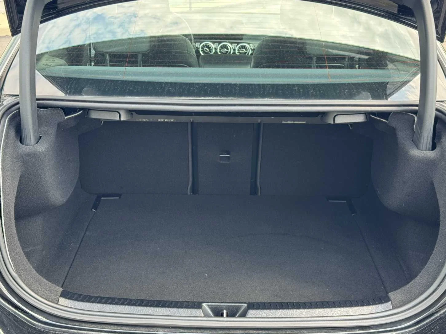 Used 2021 Night Black Mercedes-Benz A 220 image 11