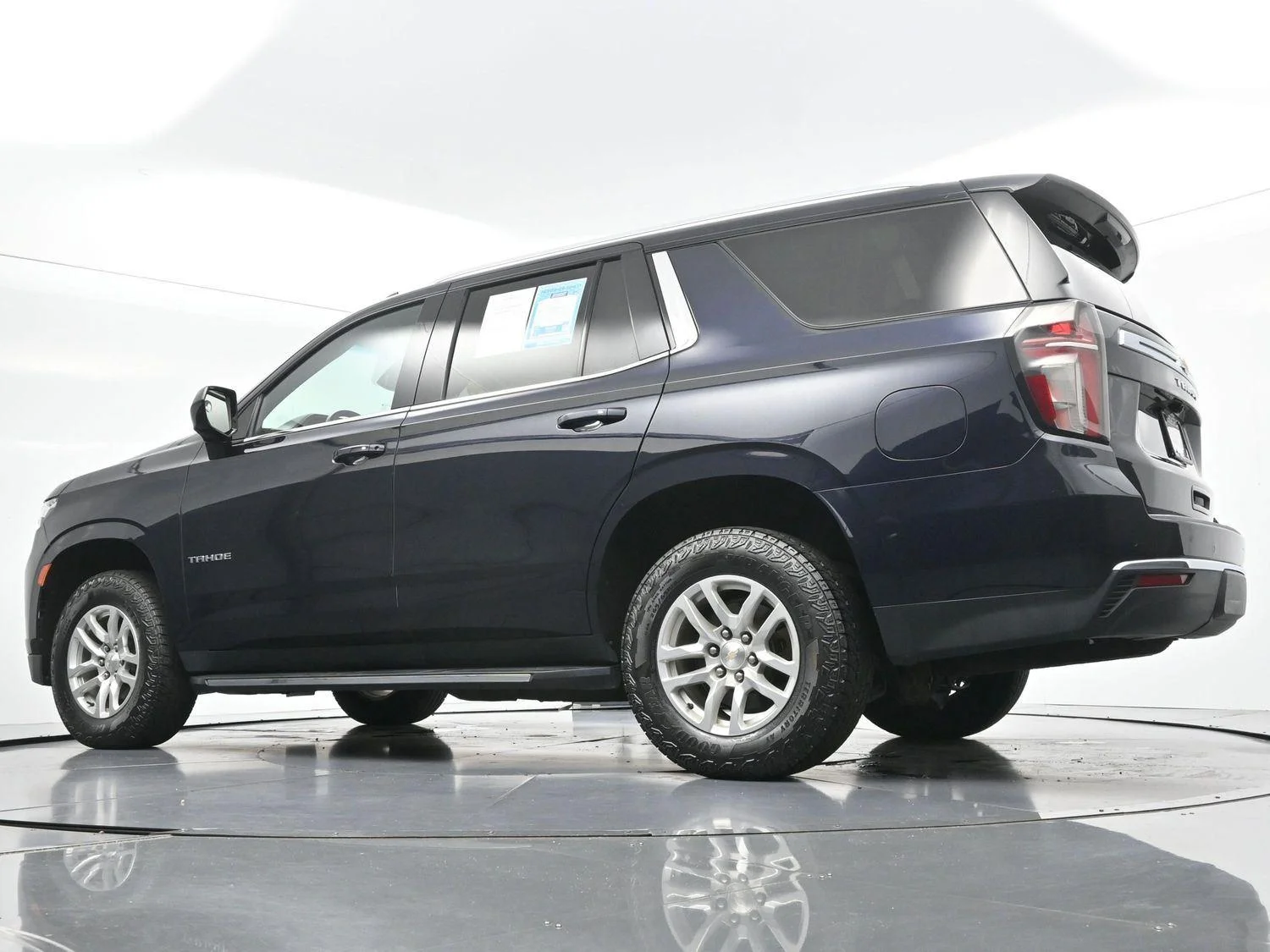 Used 2023 Midnight Blue Metallic Chevrolet LT image 47