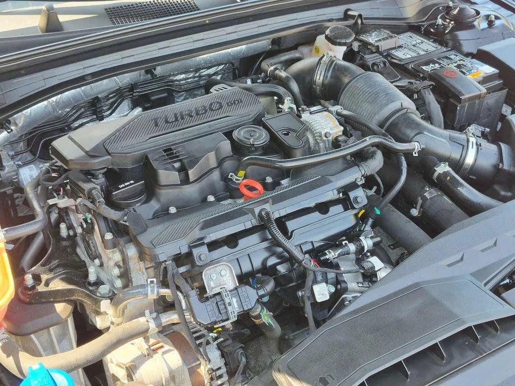 Used 2024 Black Kia EX image 28