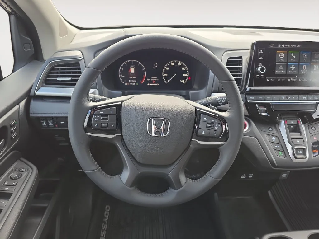 2026 Honda Odyssey EX-L - Photo 13