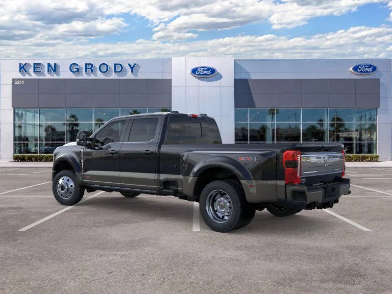 New 2026 Agate Black Metallic Ford King Ranch image 5