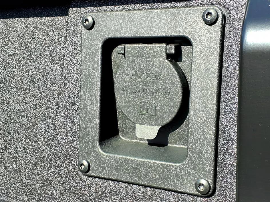 2026 Toyota Tundra SR5 - Photo 7