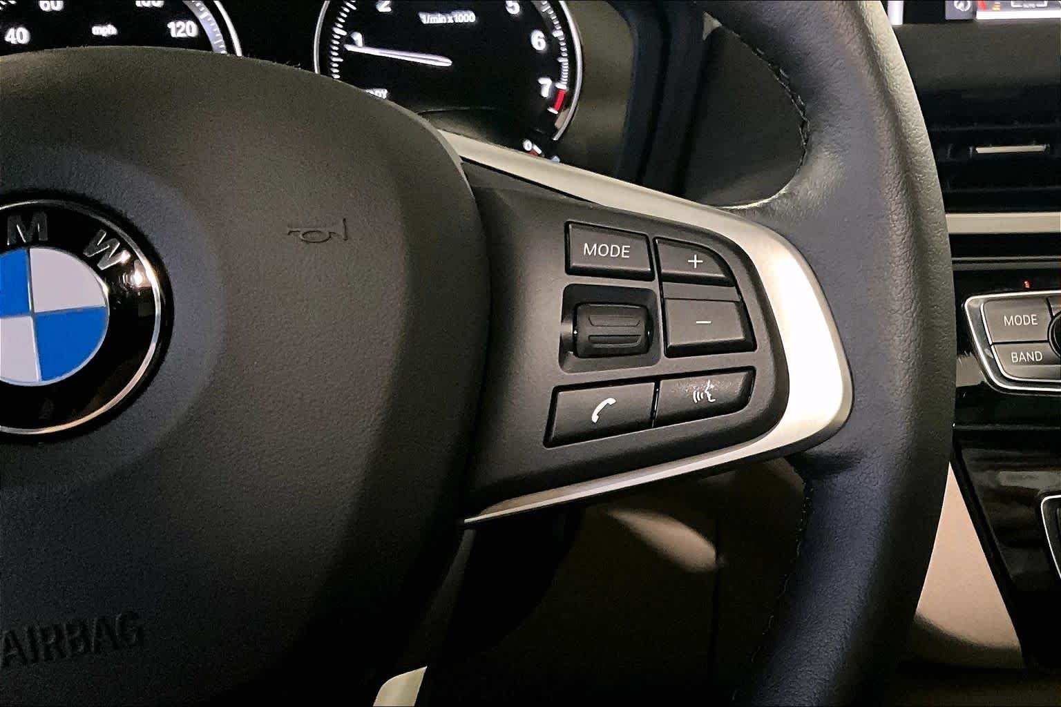 Used 2020 Mineral Gray Metallic BMW xDrive28i image 24