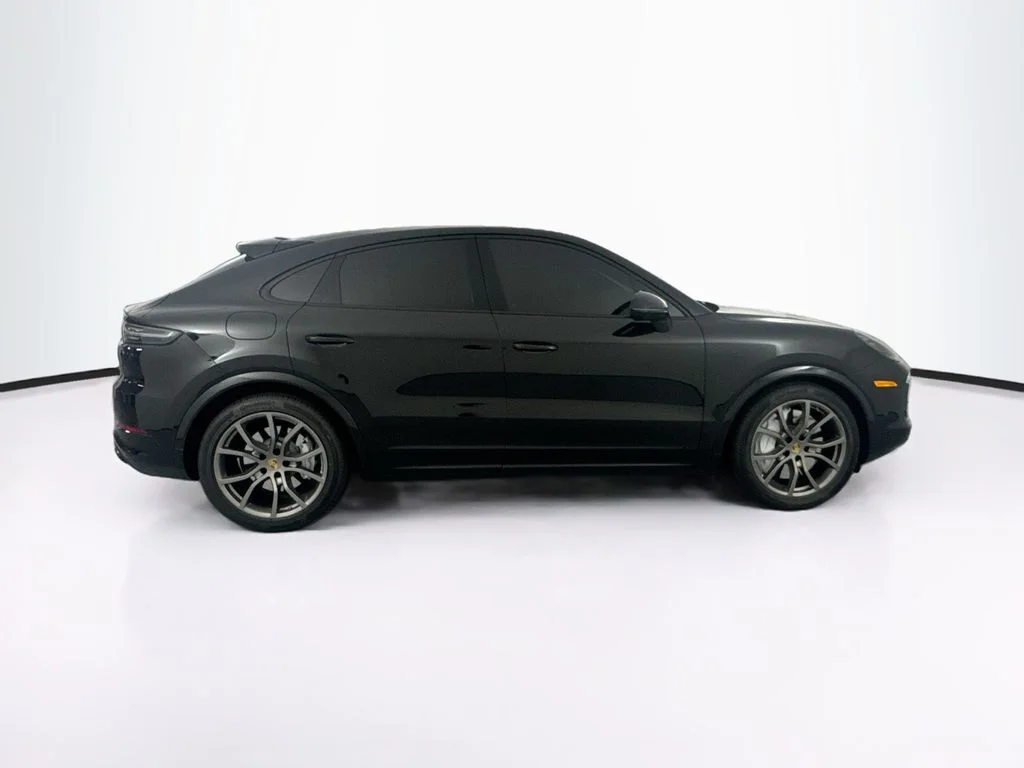 Used 2023 Black Porsche Turbo image 4