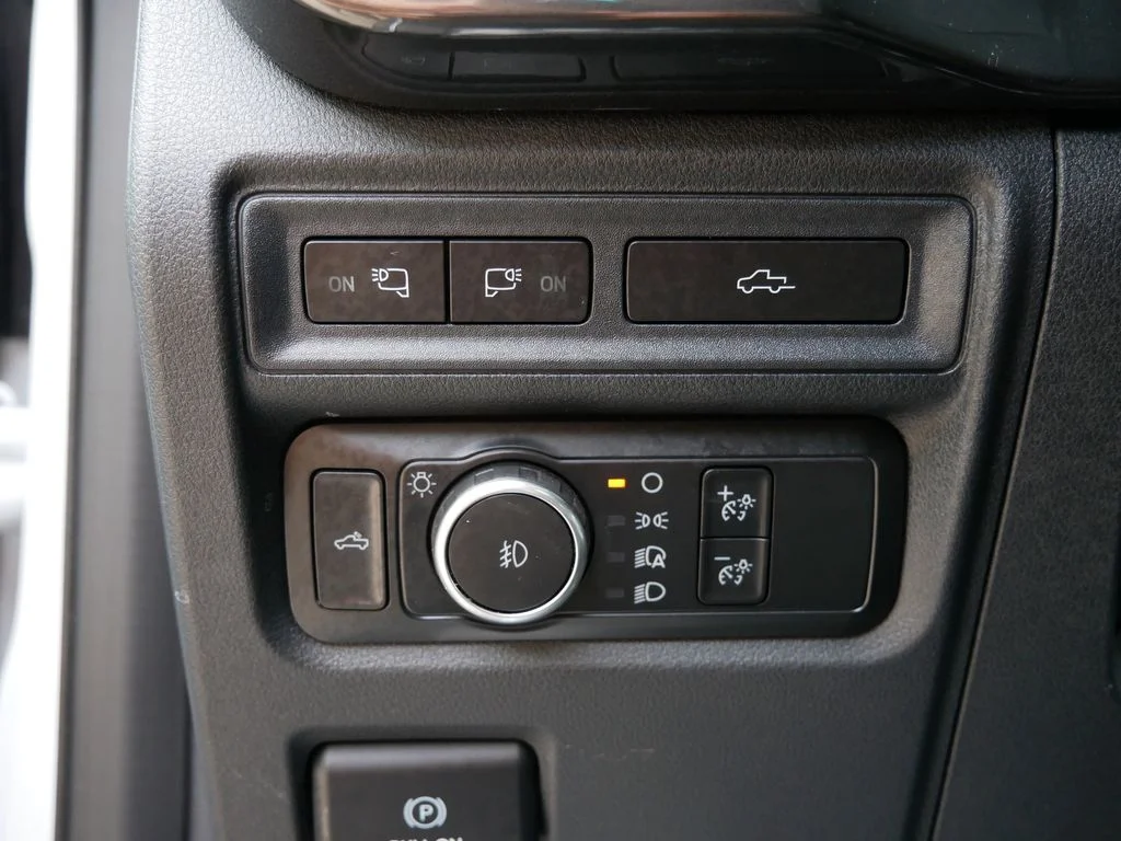 Certified Used 2021 White Ford XLT image 18