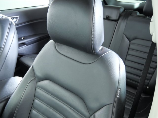 Used 2016 Gray Ford SEL image 20