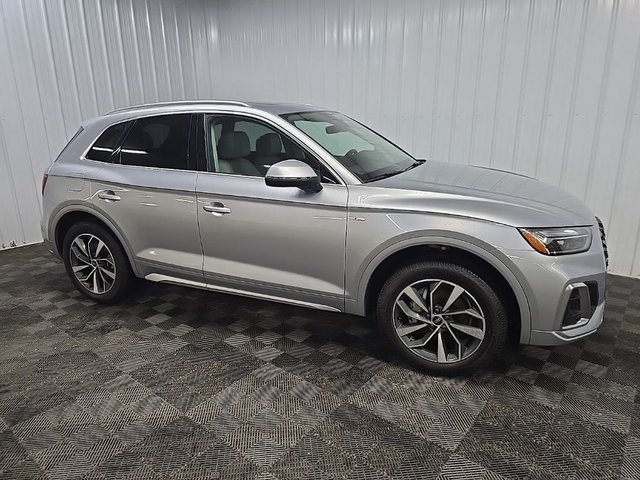2022 Audi Q5 45 S line Premium
