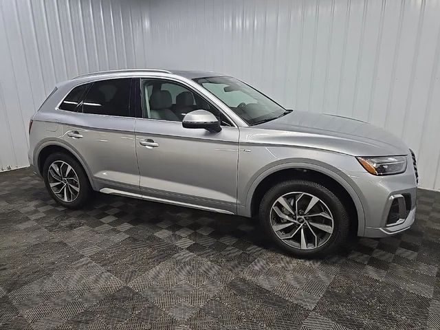 2022 Audi Q5 45 S line Premium