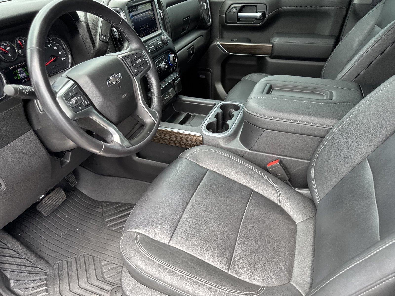 Used 2021 SATIN STEEL METALLIC Chevrolet RST image 10