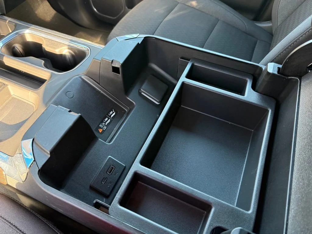 New 2026 Onyx Black GMC Elevation image 26