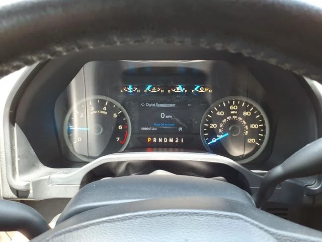 Used 2016 Red Ford XLT image 20