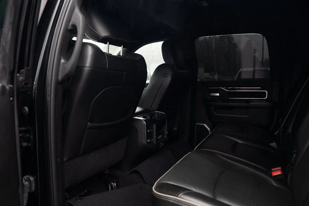 Used 2020 Black Ram Laramie image 22
