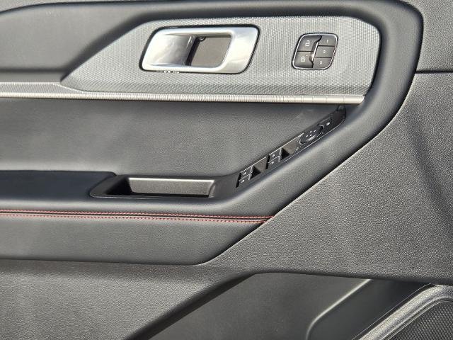 New 2026 Agate Black Metallic Ford ST-Line image 36