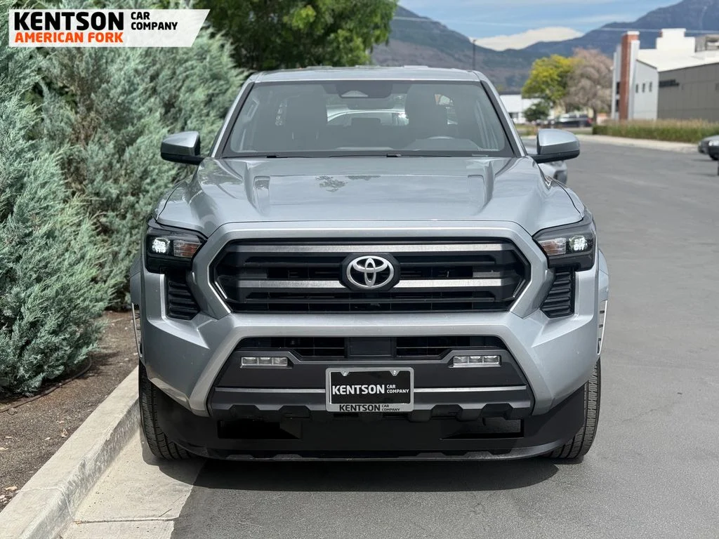 Used 2025 Silver Toyota SR5 image 2