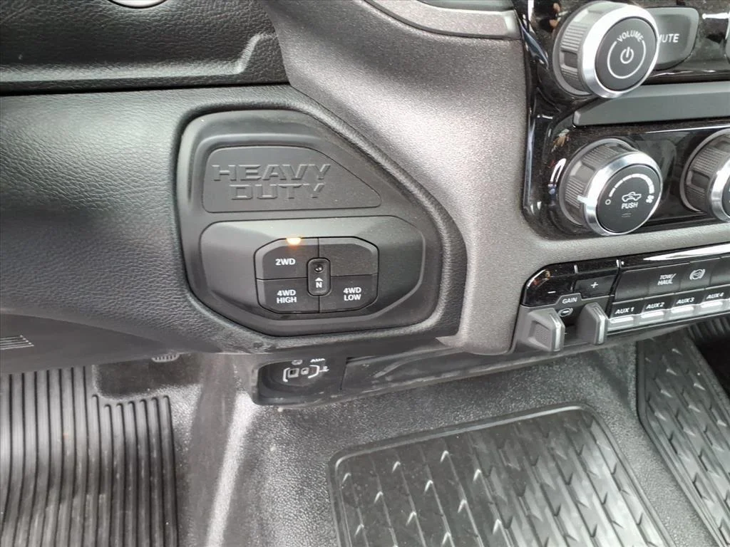 2026 RAM 3500 Chassis Tradesman - Photo 14
