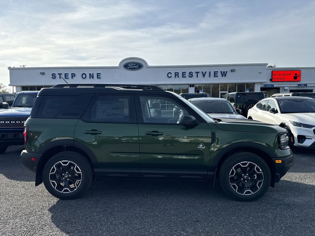 New 2025 Eruption Green Metallic Ford Outer Banks® image 4