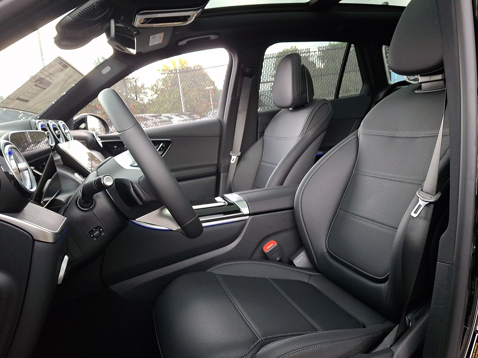 New 2026 Black Mercedes-Benz GLC 300 image 11