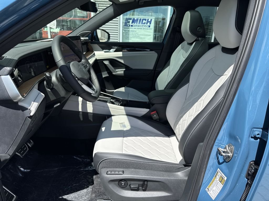 New 2026 Monterey Blue Pearl Volkswagen SEL R-Line Turbo image 17