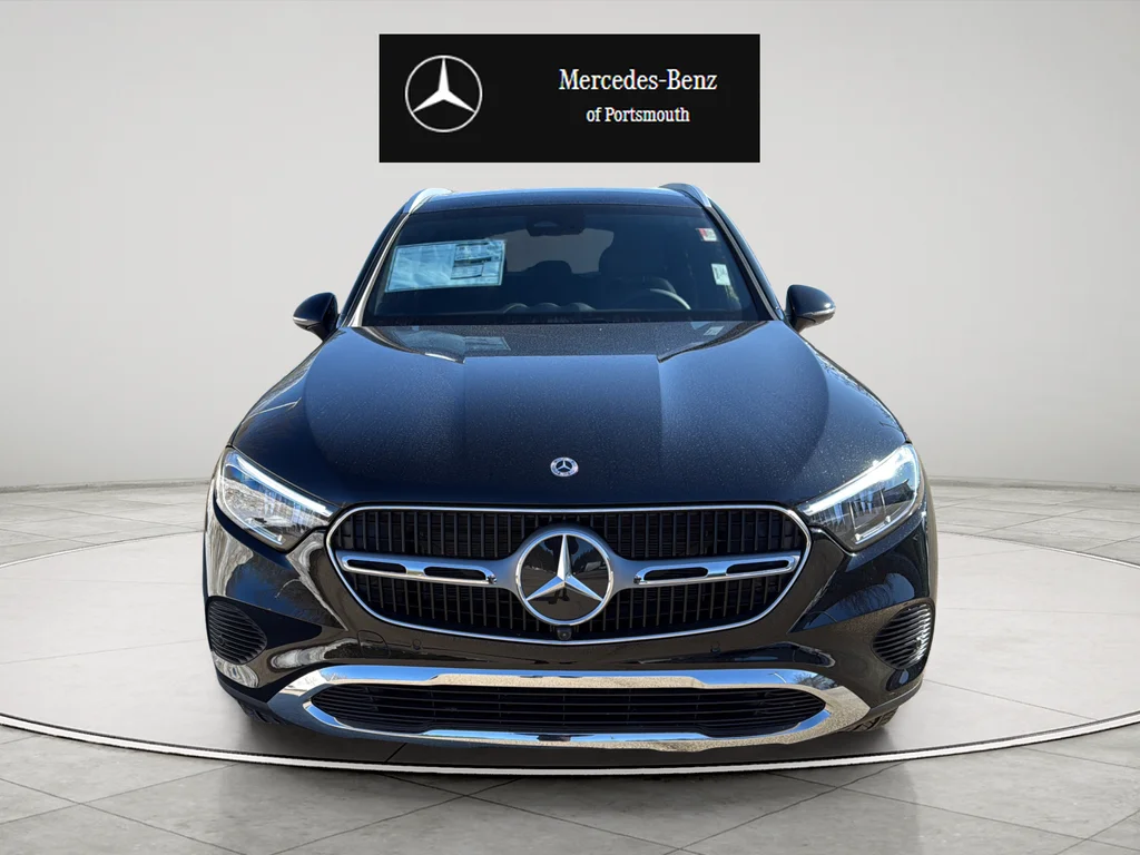 Certified Used 2026 Black Mercedes-Benz GLC 300 image 8