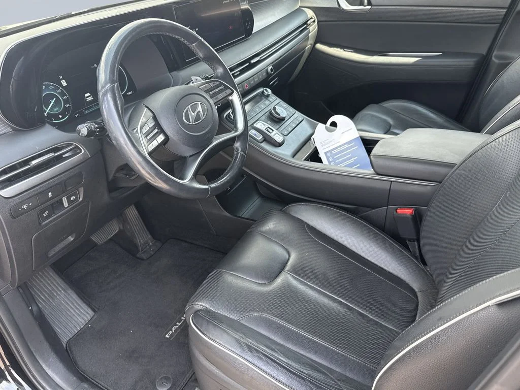 Used 2023 Abyss Black Pearl Hyundai Limited image 10