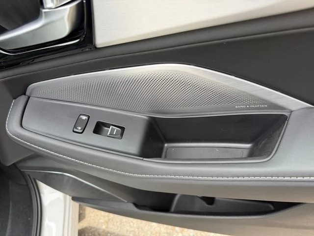New 2026 Platinum White Pearl Acura Technology Package image 32