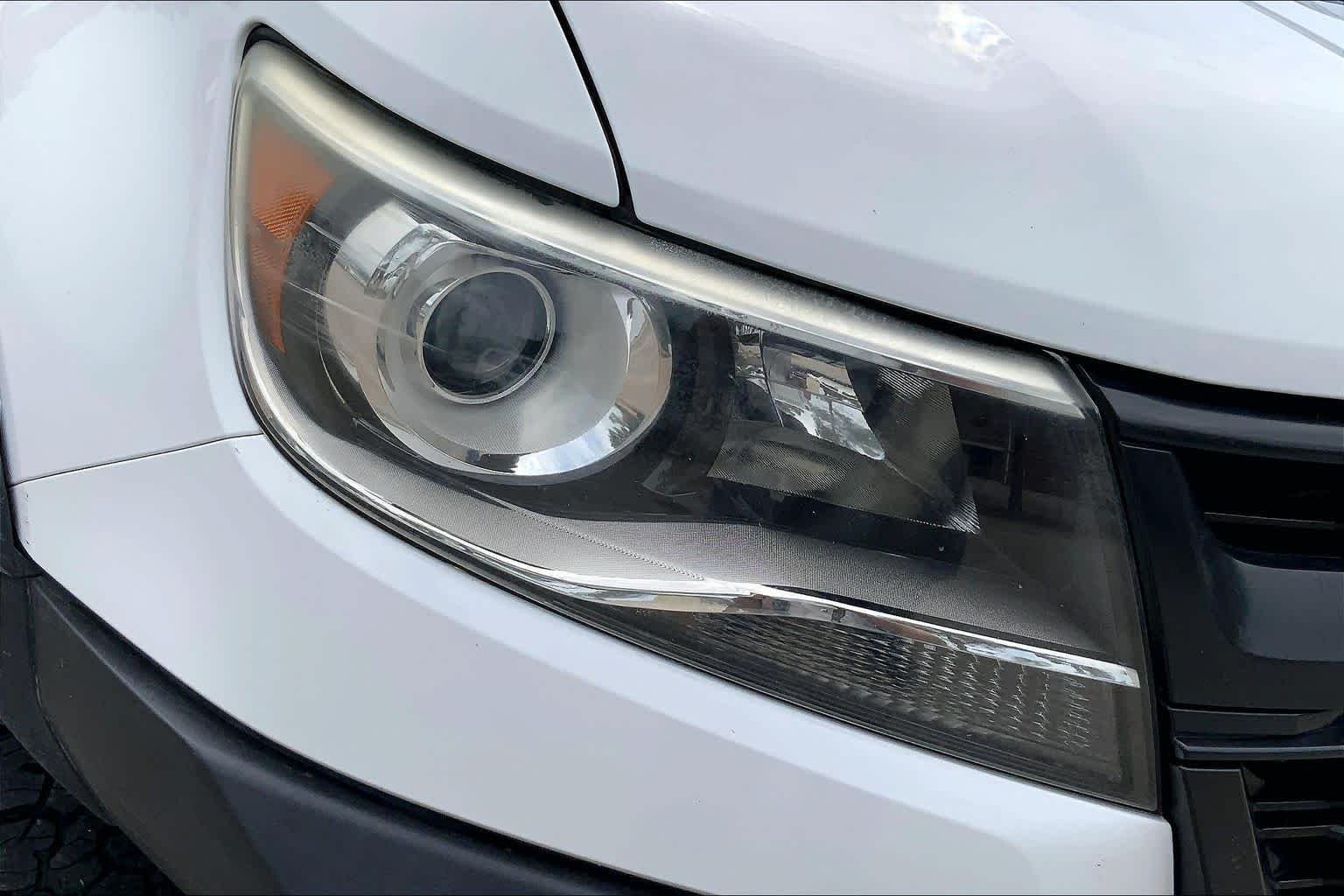 Used 2018 Summit White Chevrolet 4WD ZR2 image 27