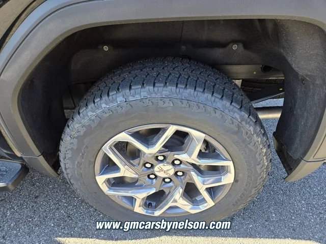 New 2026 Onyx Black GMC SLT image 9