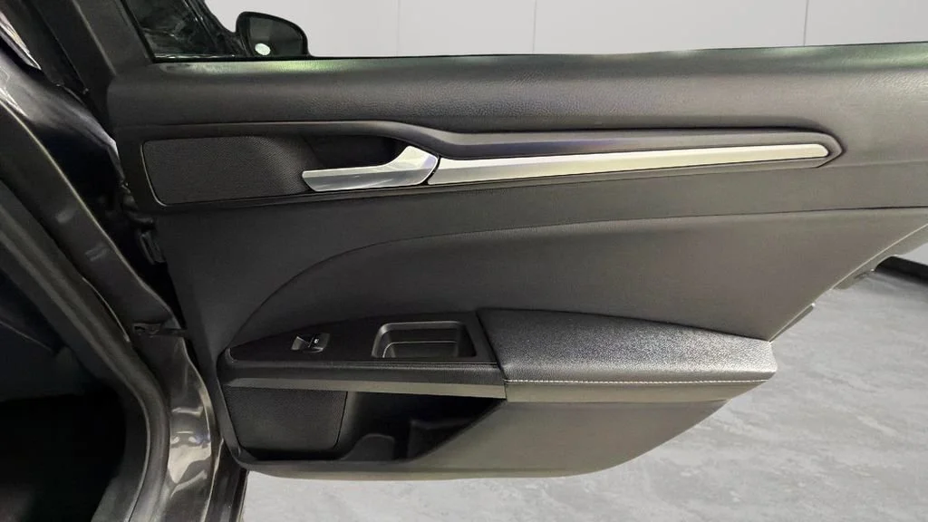 Used 2020 Gray Ford Titanium image 31