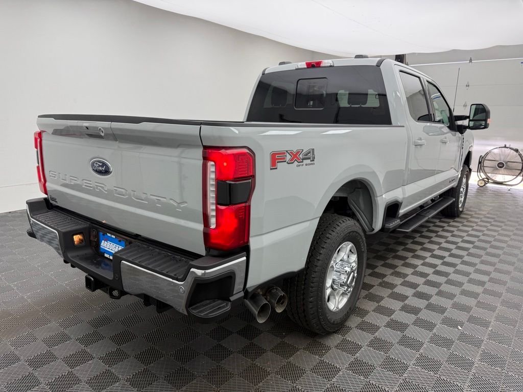 New 2026 White Ford XLT image 8