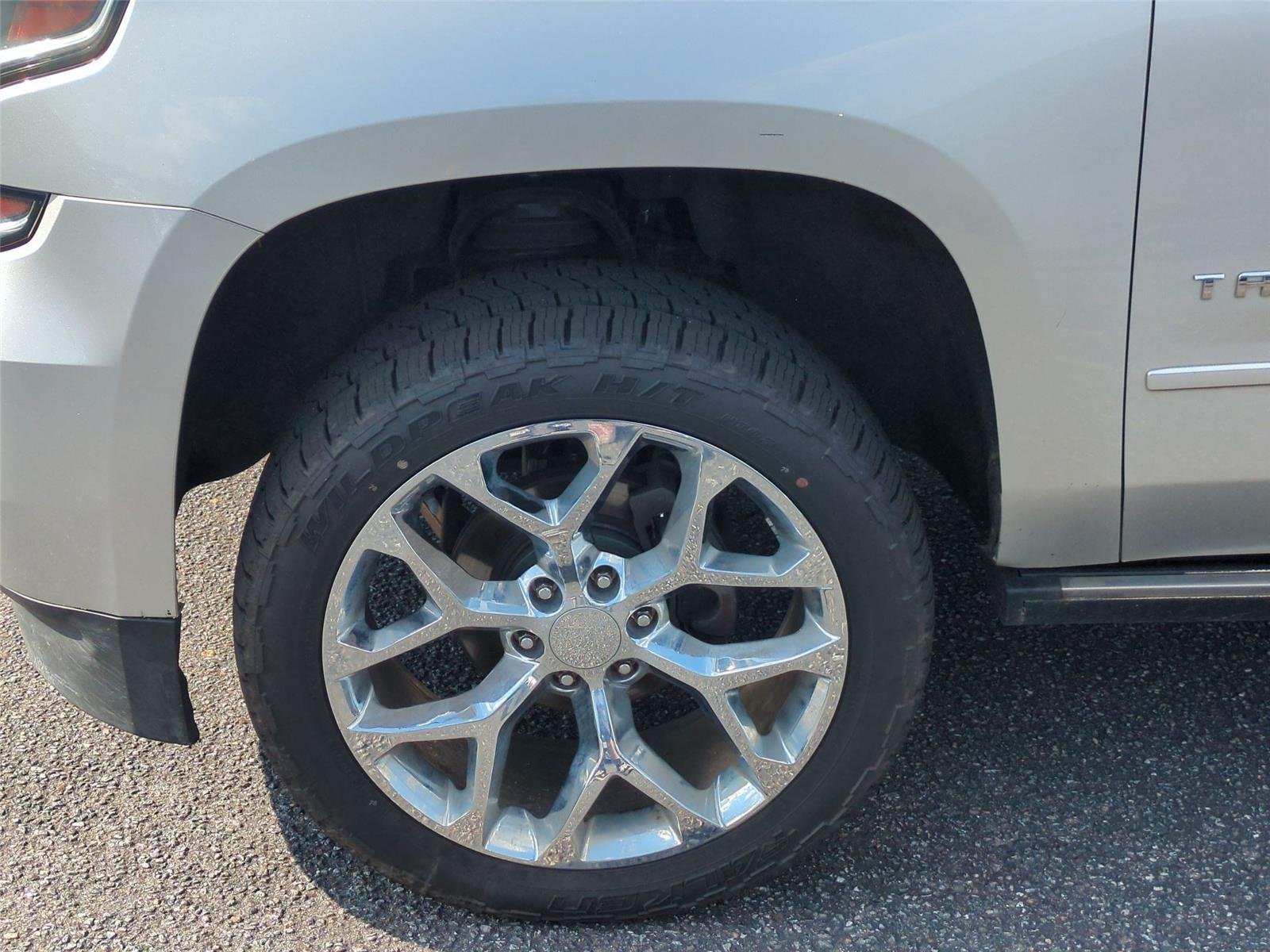 Used 2016 Silver Ice Metallic Chevrolet LTZ image 10