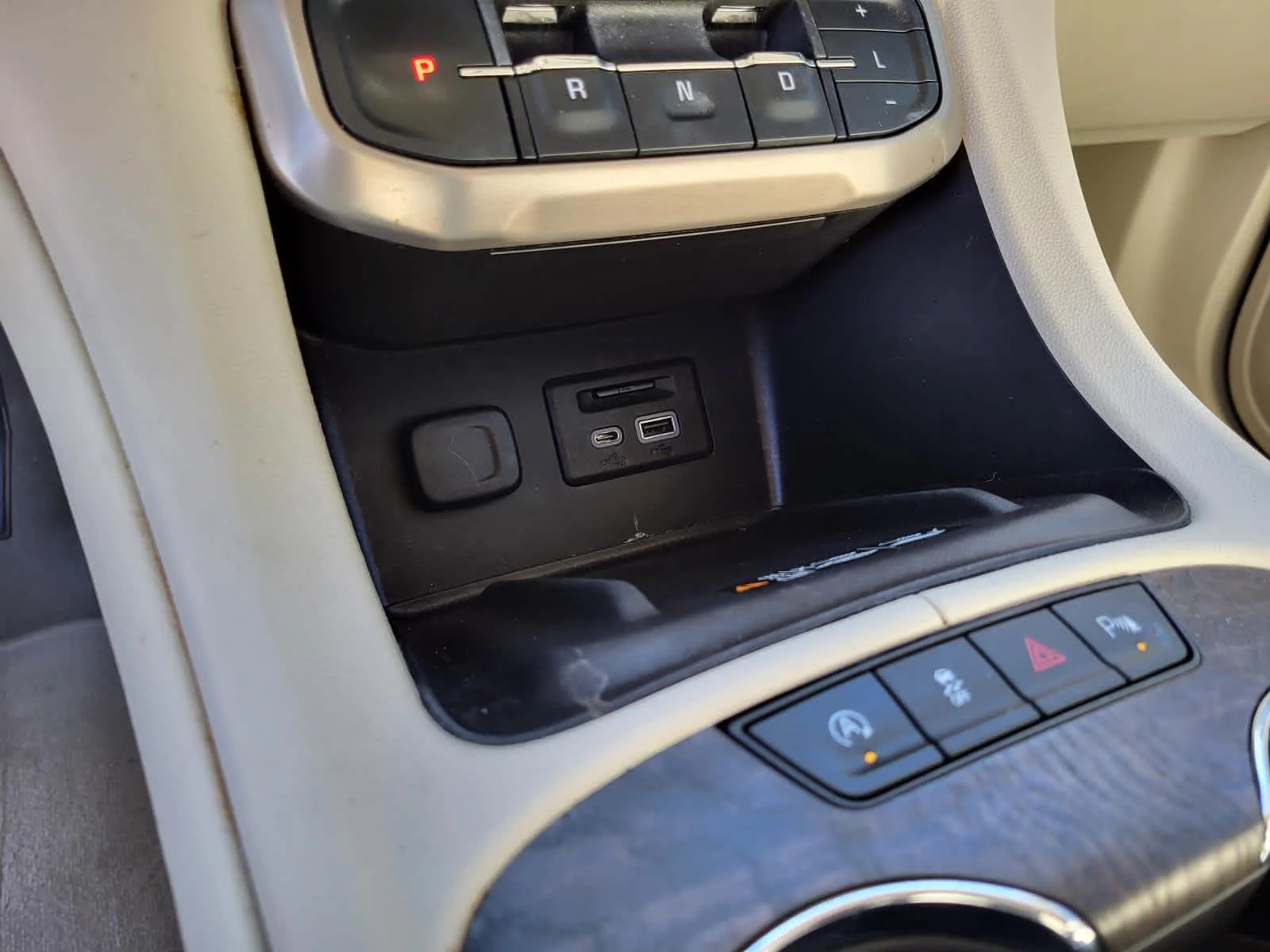 Used 2023 Summit White GMC Denali image 25