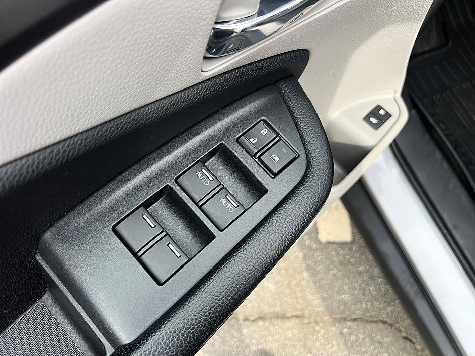 Used 2019 Sapphire Honda EX-L image 21