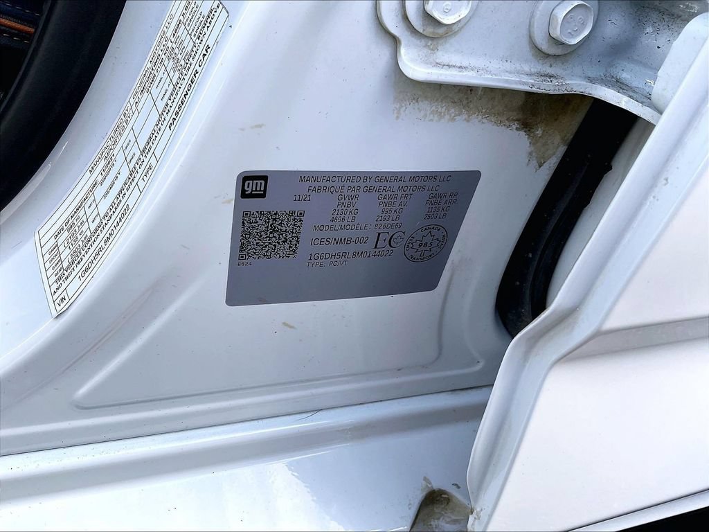 Used 2021 Summit White Cadillac V-Series image 36