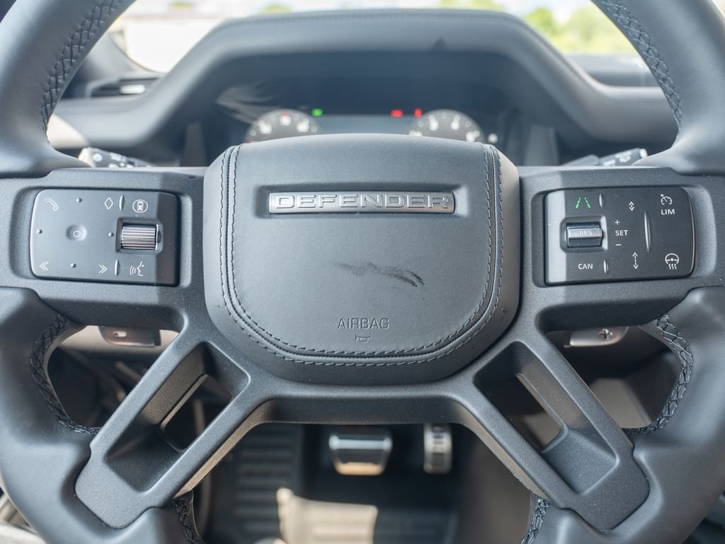 New 2026 Gray Land Rover V8 image 14