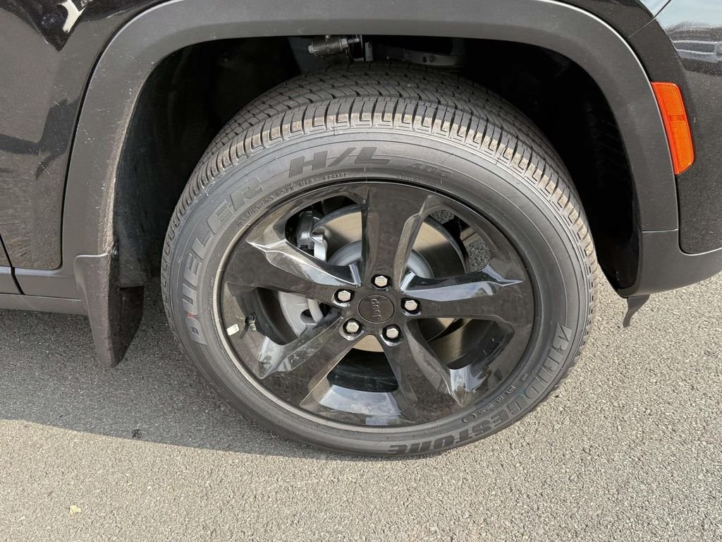 2025 Jeep Grand Cherokee Altitude - Photo 12