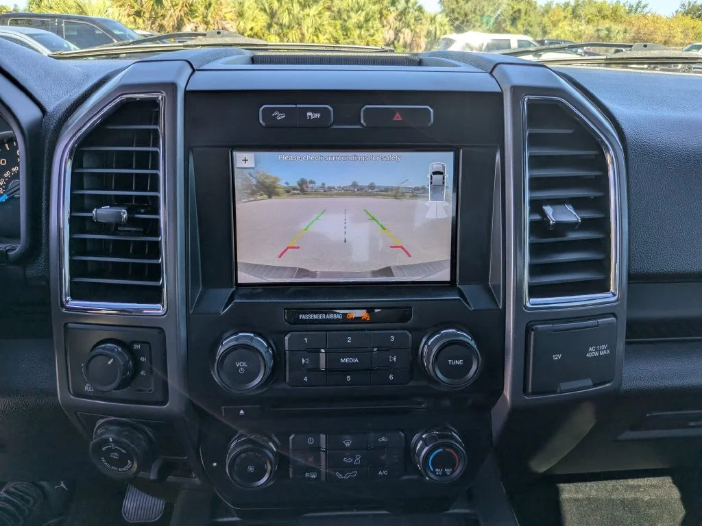 Used 2016 Blue Flame Metallic Ford XLT image 26