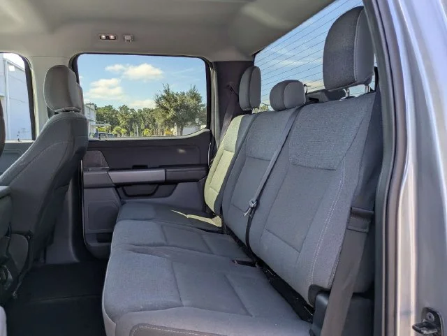 Used 2025 Silver Metallic Ford XLT image 10