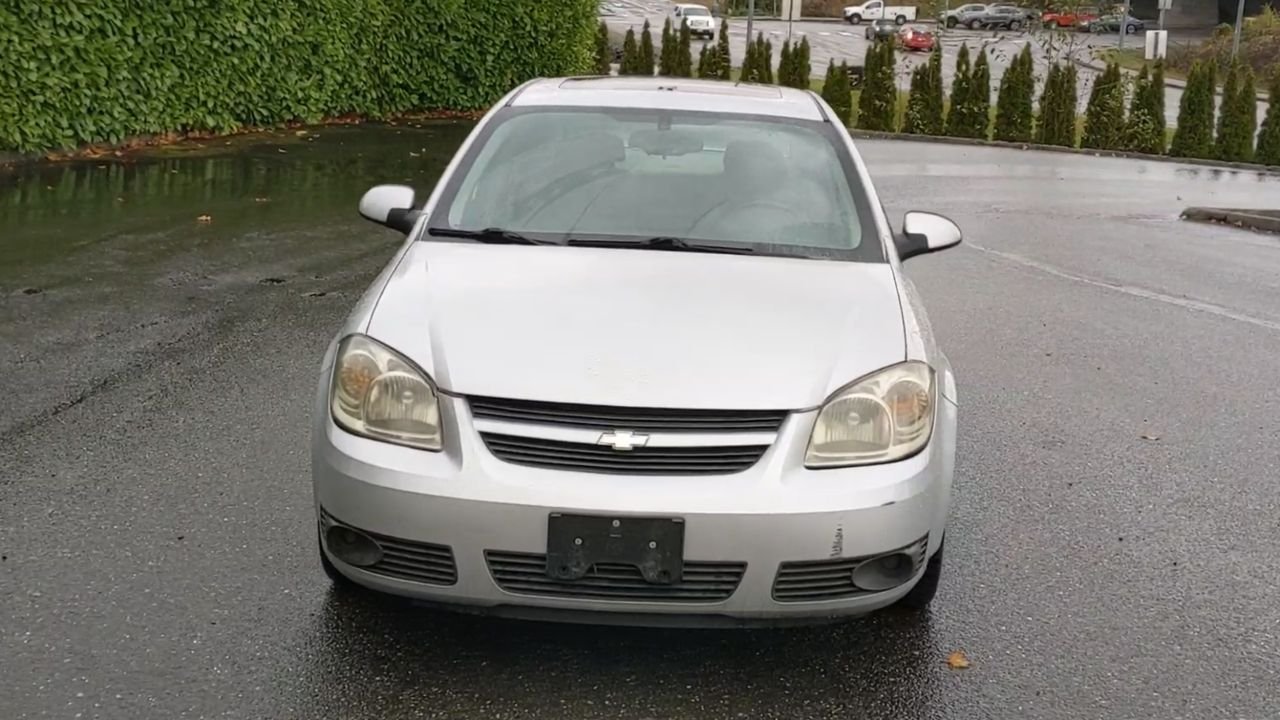 2008 Chevrolet Cobalt LT photo 2