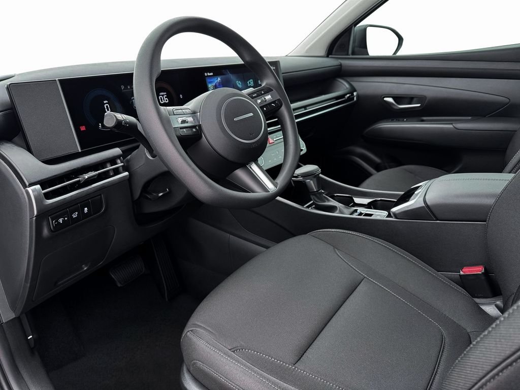 New 2026 Shimmering Silver Hyundai SEL image 14