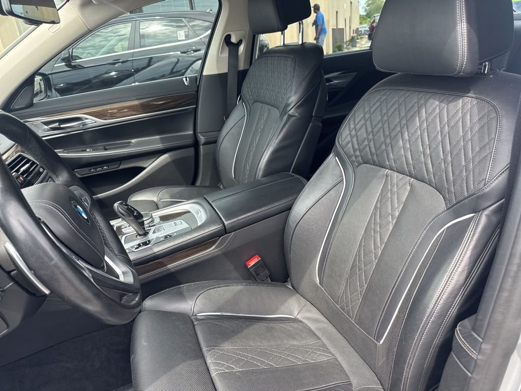 2020 BMW 7 Series 740i - Photo 19