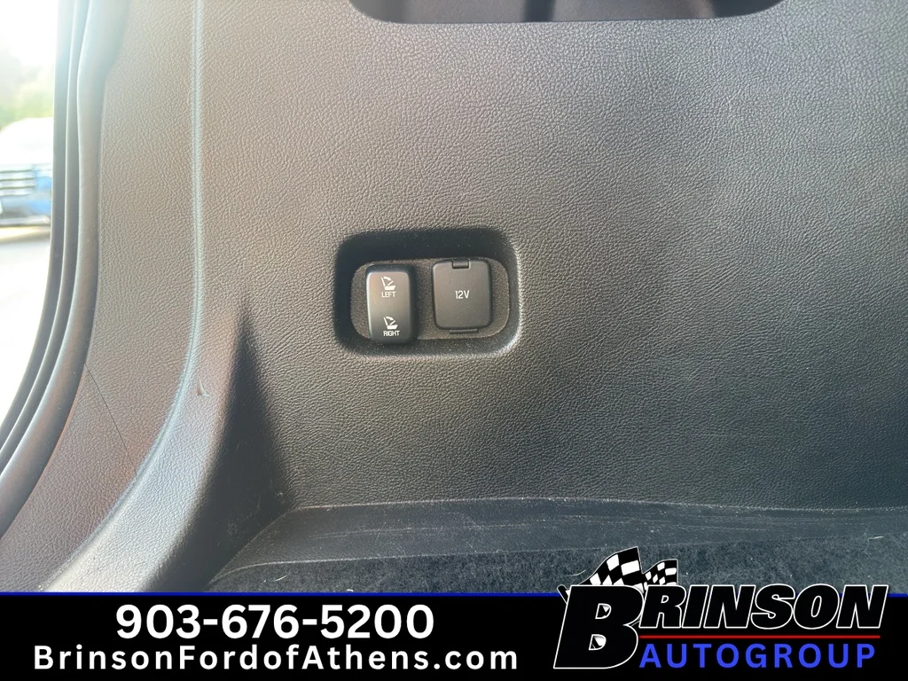 Used 2024 Oxford White Ford SEL image 10