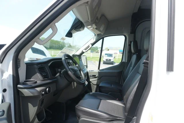 New 2026 Oxford White Ford Cargo Van image 16