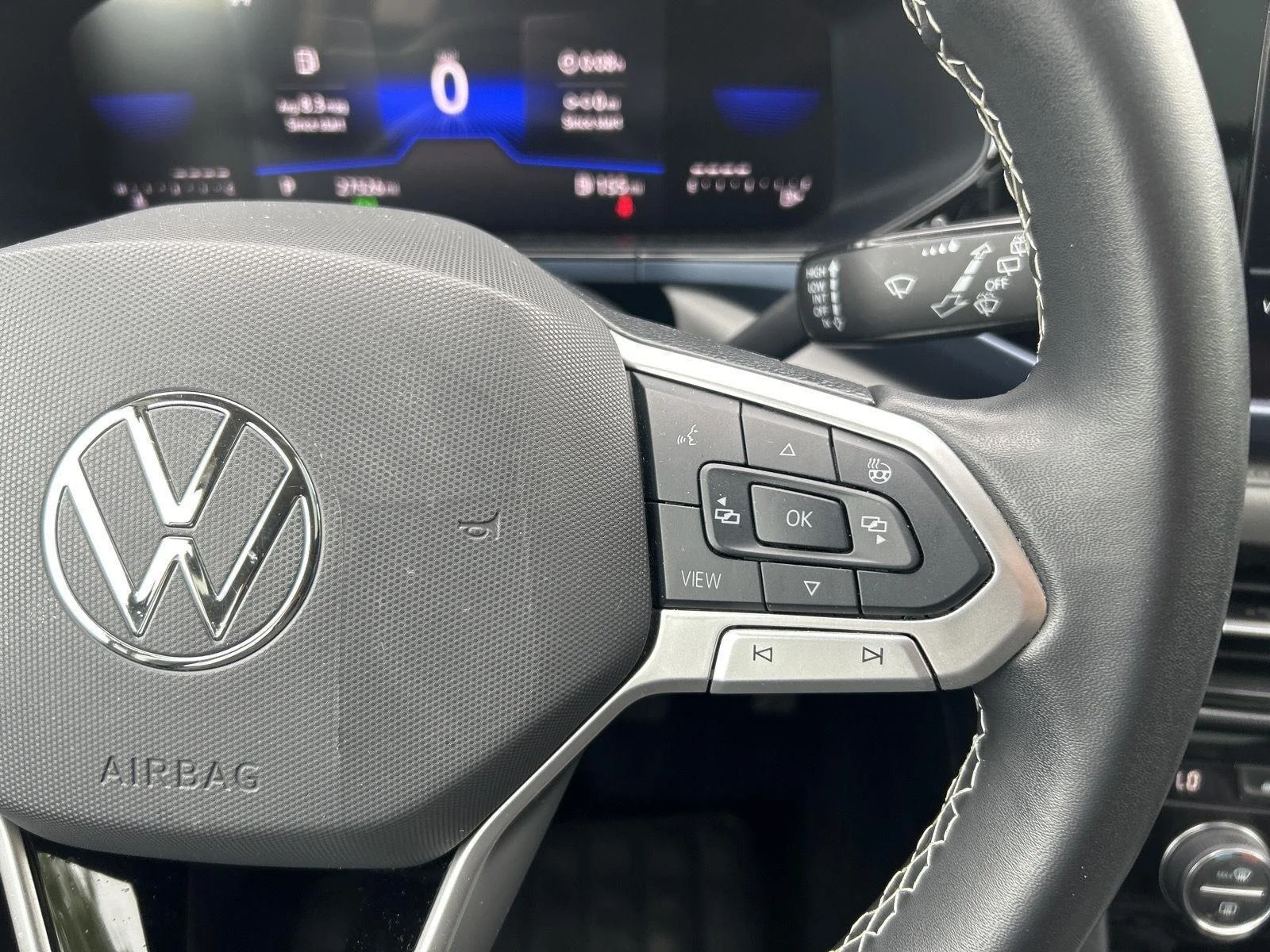 Certified Used 2024 GRAY Volkswagen SE image 13