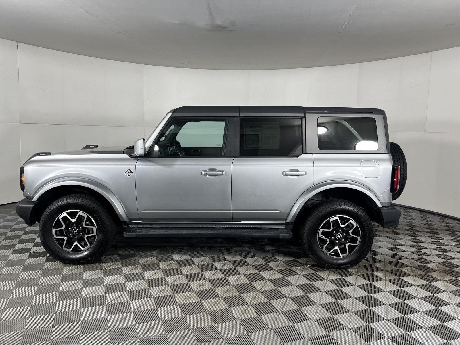 Used 2023 Iconic Silver Ford Outer Banks image 14